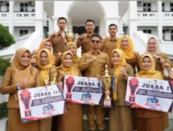 Bupati Iskandarsyah Apresiasi Tim Pemda Karimun Juara I Turnamen Voli HUT Bhayangkara ke-79