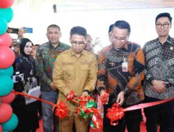 Bupati Karimun Iskandarsyah Resmikan KCP BRK Syariah