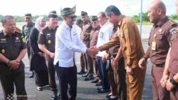 Zulhidayat Hadiri Penjemputan Wakil Jaksa Agung RI di Bandara RHF Tanjungpinang