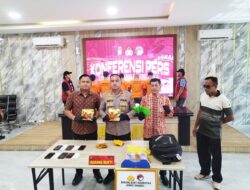 Polres Karimun Tangkap Kurir Jaringan Internasional Pembawa 2 Kg Sabu