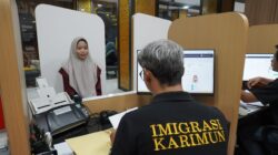 Komitmen Hadirkan Layanan di Hari Libur, Imigrasi Karimun Gelar Paspor Simpatik