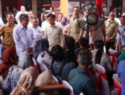 Tiba di Pekanbaru, Gibran Tinjau Penyaluran BSU