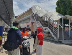 Diduga Stres Ditinggal Kabur Istri, Mirdad Coba Bunuh Diri dari Atas JPO Karimun