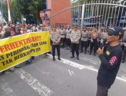 Beras Langka, Rakyat Karimun Bersuara Gelar Aksi Damai di Kanwil DJBC Khusus Kepri