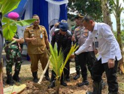 700 Pohon Kelapa Ditanam, Imigrasi dan Pemasyarakatan di Kepri Dukung Ketahanan Pangan Nasional
