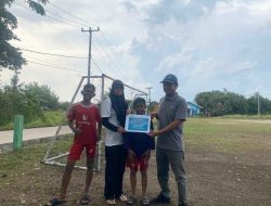 Dukung Sportivitas Atlet Muda, PT Timah Beri Bantuan ke Teluk Uma Youth Football Karimun