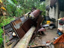 Dua Rumah di Karimun Rusak, Satu Warga Patah Tulang