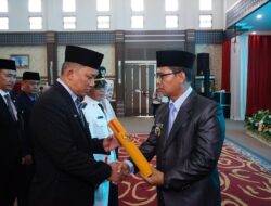 Lantik Pejabat Eselon II, III dan IV, Bupati Iskandarsyah: Bekerja Dengan Baik, Jangan Korupsi