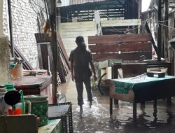 Banjir Kembali Rendam Kawasan Pasar Lama Kota Dabo Singkep