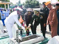 Kodim 0317/TBK Gelar Upacara Ziarah Makam Pahlawan Peringati HUT Ke – 80 TNI