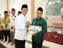 Wali Kota Amsakar Achmad Cairkan Insentif Tokoh Agama Batam, Ajak IPIM PMB BMGQ Wujudkan Visi Bandar Madani