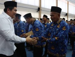 Bupati Roby Lantik 596 PPPK Tahap II dan 1 CPNS IPDN Bintan, Pesan Kunci: Bekerja dari Hati dan Profesional