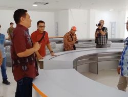 Tinjau Progres Pembangunan Gedung MPP Karimun, Bupati Iskandarsyah: Sudah 90 Persen, 2026 Diresmikan