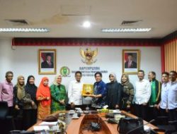 Sinkronisasi Perda Daerah: Bapemperda DPRD Riau Terima Kunjungan Pansus DPRD Kota Bukittinggi