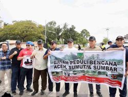 Pemko Batam Lepas Relawan Penggalangan Dana Kemanusiaan