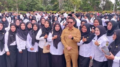 Serahkan 927 SK PPPK Paruh Waktu, Bupati Iskandarsyah Tekankan Pelayanan Maksimal