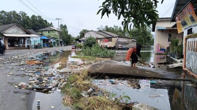 Sejumlah Titik Lokasi di Kota Tanjungpinang Terendam Air Pasang Besar