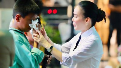 Li Claudia Dengarkan Curahan Hati Anak Yatim Batam, Soroti Keterbatasan Sarana Sekolah