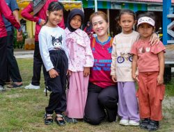 Sinta Aneng: Nikmati Liburan, Rayakan Natal, Semangat Tahun Baru
