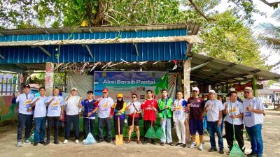 KJK dan Pemko Batam “Aksi Nyata” Bersihkan Pantai Lagorap dari Sampah Plastik