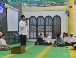 Ansar Ahmad Ajak Umat Perkuat Iman dan Kepedulian Sosial dari Masjid Sukajadi