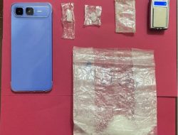 Polisi Gerebek Rumah di Desa Nyamuk Anambas, Sita Puluhan Gram Sabu dari Tangan Pelaku
