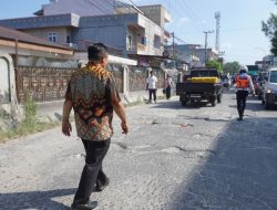 Respons Keluhan Warga, Plt Gubernur SF Hariyanto Instruksikan UPT Tambal Jalan Berlubang