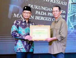 Sukses Kawal Makan Bergizi Gratis, Wali Kota Amsakar Terima Penghargaan BPMP