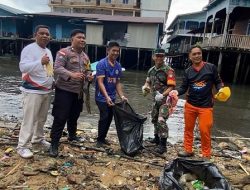 Wujudkan Indonesia ASRI, KOMBE-PANTAS Gelar Aksi Bersih Sampah Plastik di Tarempa