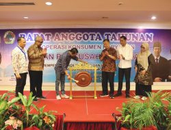 Buka RAT Kopkar BP Batam, Amsakar Achmad Dorong Transformasi Koperasi Digital