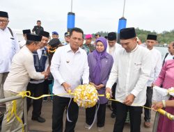Modern dan Tahan Karat, Gubernur Ansar Resmikan Dermaga Apung HDPE Pelabuhan Jagoh