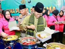 Momen Hangat Amsakar Achmad dan Kapolda Kepri Sajikan Buka Puasa untuk Warga Sembulang
