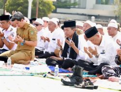 Wali Kota Amsakar Achmad Pimpin Doa Minta Hujan di Tengah Terik Batam