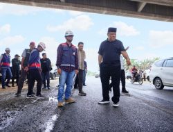 Tinjau Jalan Lintas Petapahan, SF Hariyanto Pastikan Akses Mudik Masyarakat Riau Lancar