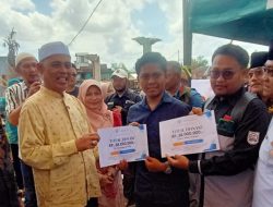 Bupati Inhil Herman Salurkan Bantuan Rp168 Juta dan Logistik untuk Korban Kebakaran Pulau Kijang