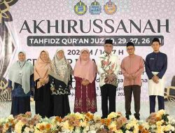 Wisuda Tahfidz SD-SMP Islam Al-Faatih: Tamrin Dahlan Ajak Wujudkan Generasi Qur’ani Berkarakter