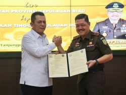Dukung Kinerja Jaksa di Natuna, Gubernur Ansar Hibahkan Lahan untuk Kejati Kepri