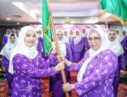 Nenny Dwiyana Nyanyang Resmi Nakhodai Wanita Islam Kepri 2026-2031