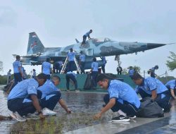 Jelang HUT Ke-80 TNI Angkatan Udara, Lanud Raja Haji Fisabilillah Gelar Kerja Bakti 