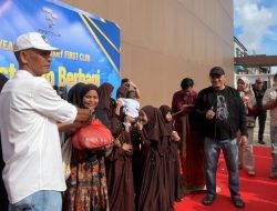 Aksi Nyata First Club Batam, 1.000 Sembako untuk Warga Sekitar