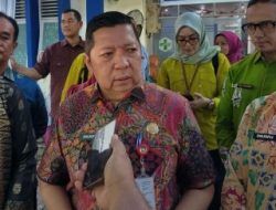 Asisten I Setdaprov Riau Tinjau Vaksinasi 1.700 Calon Jemaah Haji Pekanbaru