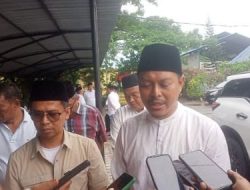 Bupati Iskandarsyah Pantau Penyembelihan Sapi Kurban Hasil Tabungan Pegawai Dinas PUPR Karimun
