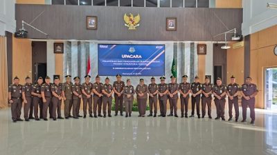 Lantik Pejabat Eselon IV Baru, Kajati Kepri Percayakan Posisi Kasi Penuntutan Pidsus ke Roy Hufington Harahap