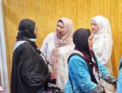Sambut Kloter 1 di Hang Nadim, Dewi Kumalasari Ansar Ucap Syukur Jemaah Haji Tiba Selamat